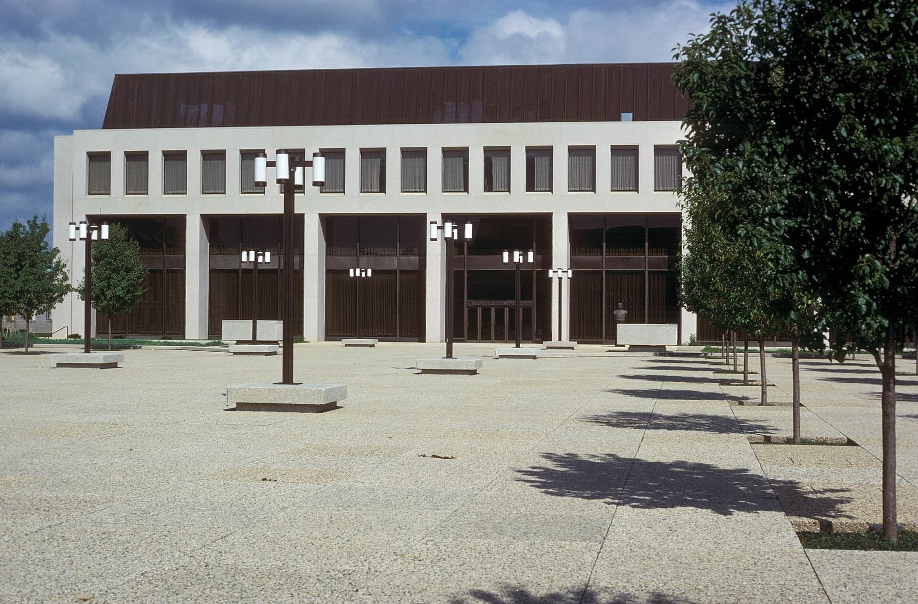 Title: Annapolis, United States Naval Academy, Nimitz Library