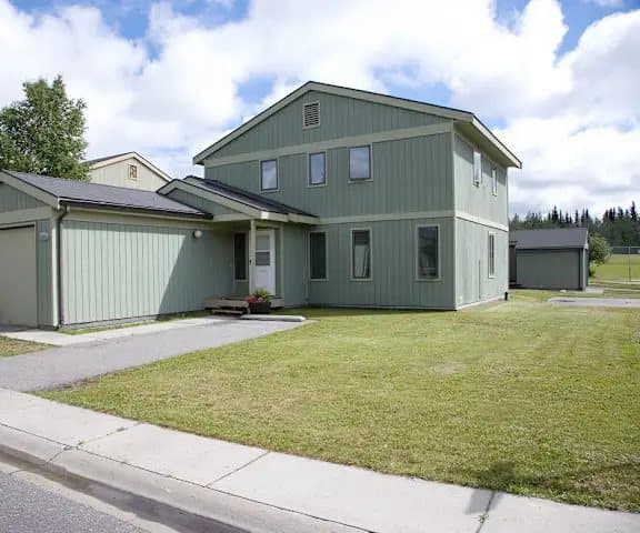 base housing — Eielson Afb