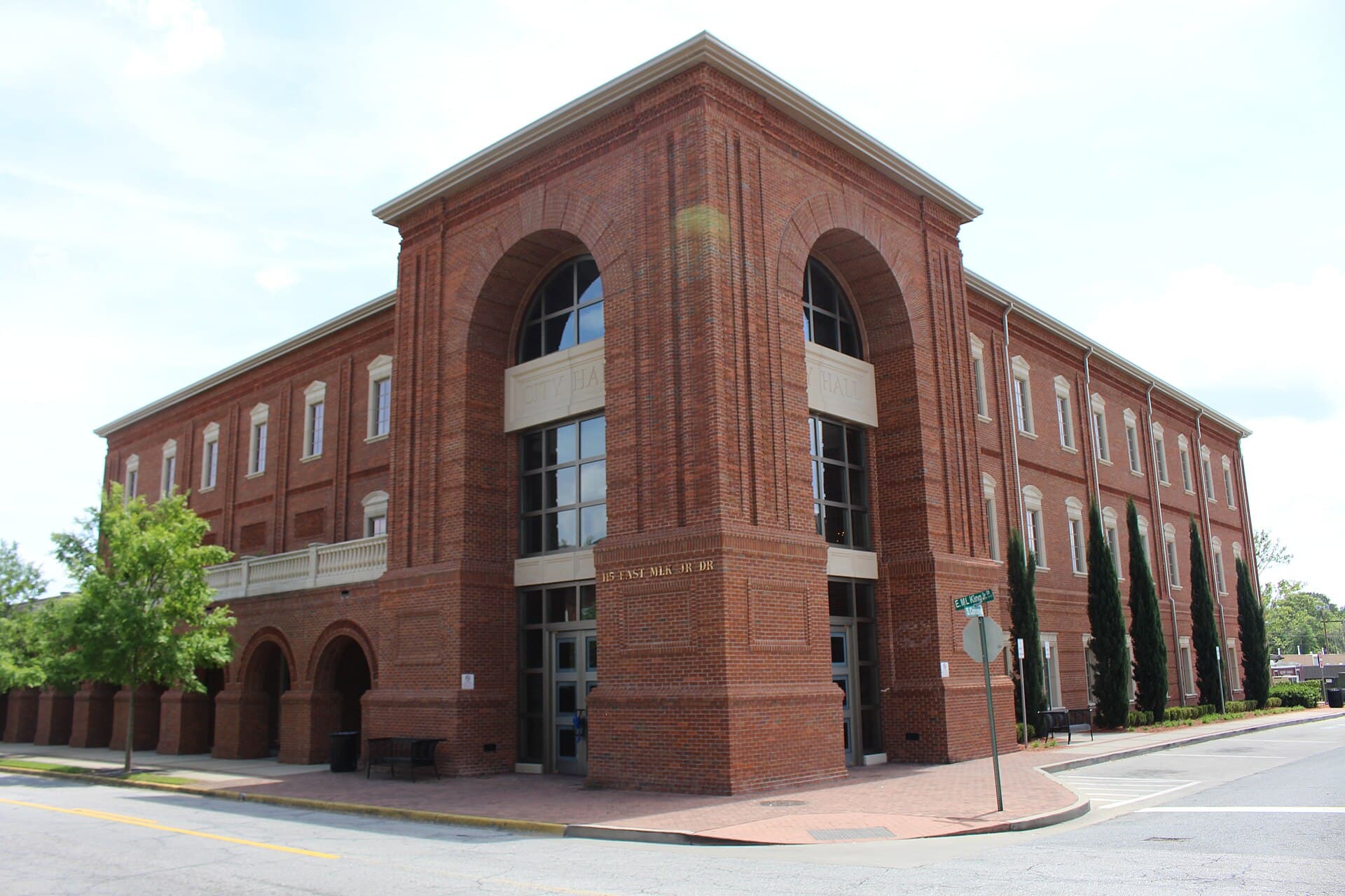 Hinesville, Georgia — local community near the installation