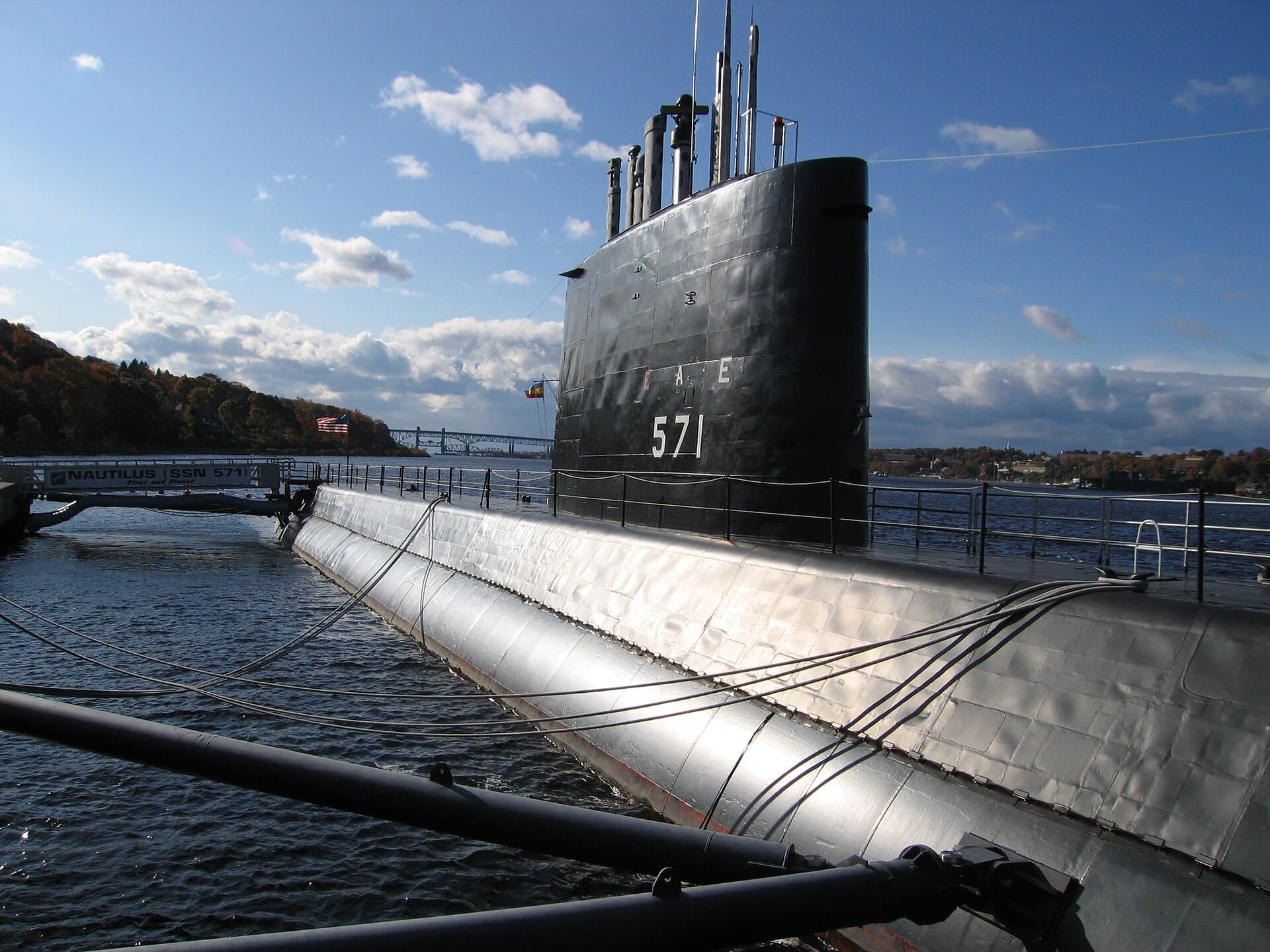 Groton, Connecticut — local community near the installation