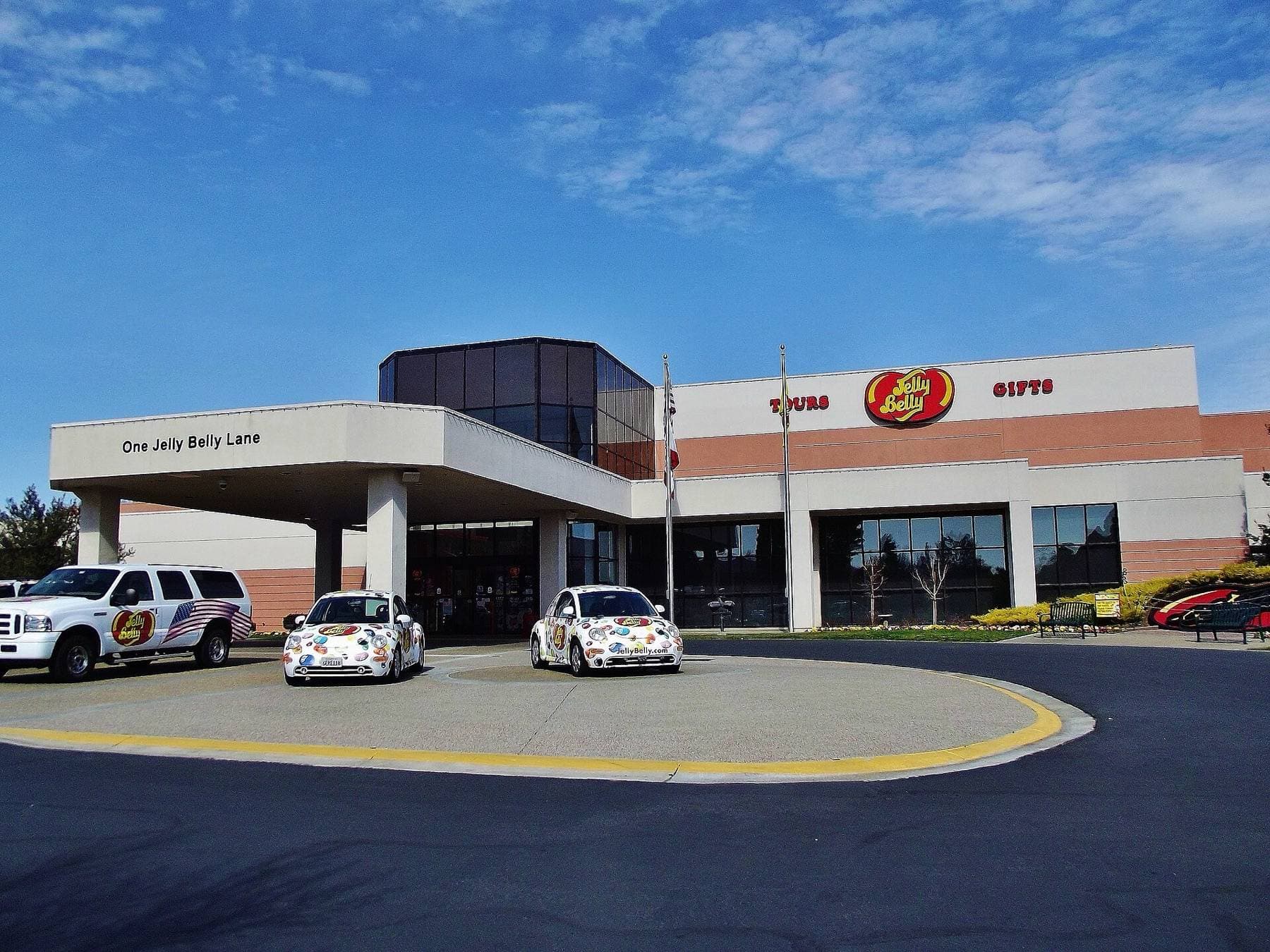The main entrance to the Jelly Belly Factory and visitor's center